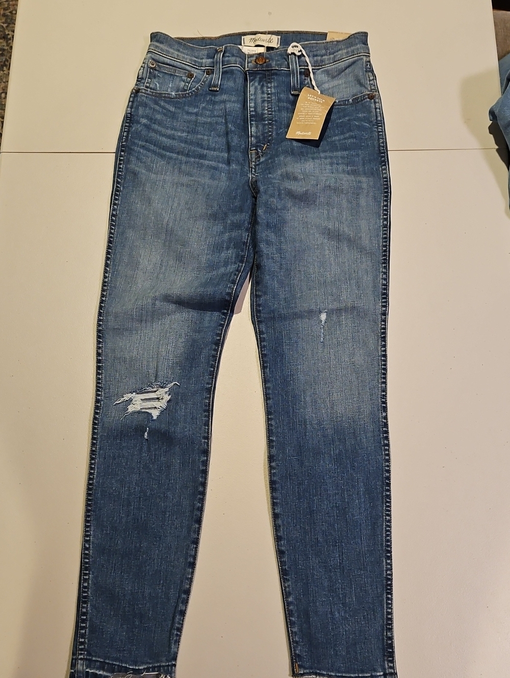 Skinny Cropped Jeans in Washed Blue with Distress 0210